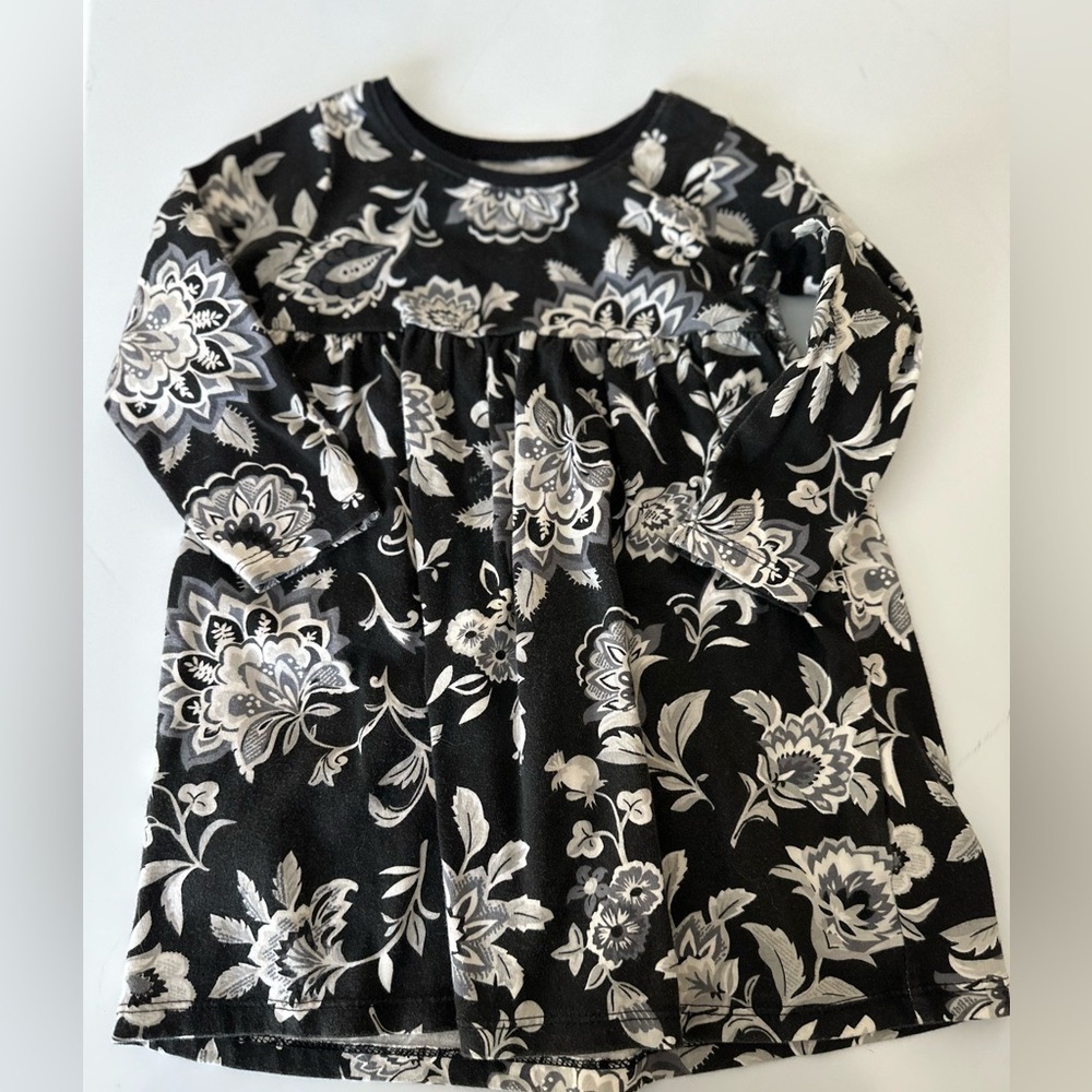 Old navy baby girl  black floral dress size 18-24 months